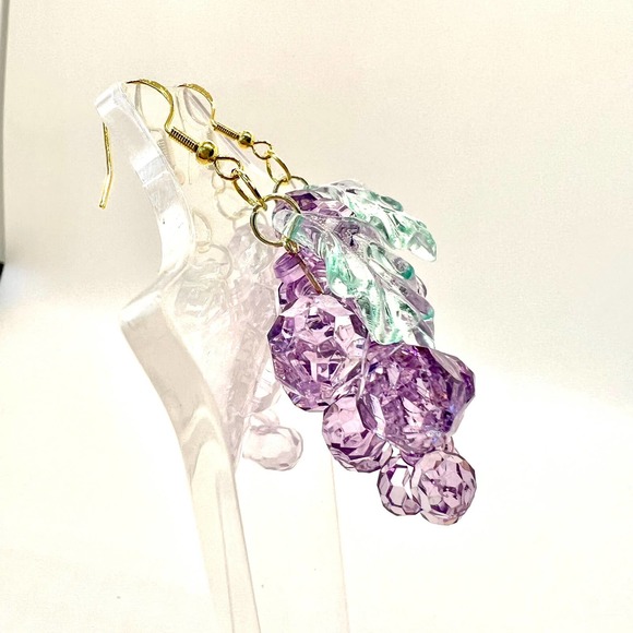 Grape Earrings - Wine Earrings - Fruit Earrings - Country Earrings - Farm Earrin - Picture 5 of 10